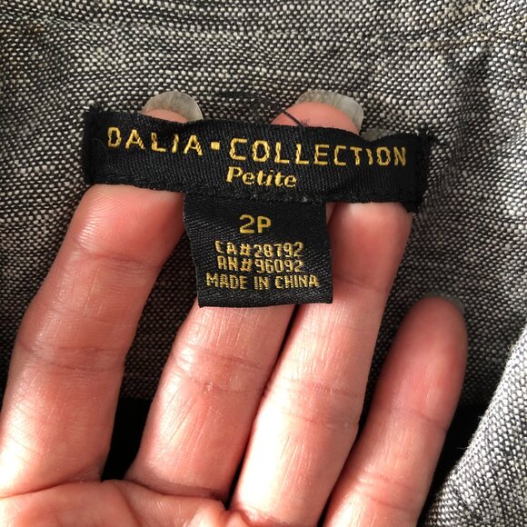Dalia Collection Womens Size 2 Gray Linen Blend Short Blazer Jacket - Picture 4 of 7